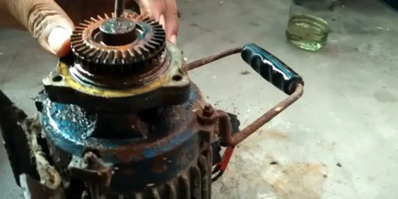 مشکلات رایج پمپ آب کوچک و راه‌حل آن‌ها | عیب‌یابی کامل پمپ آب خانگی